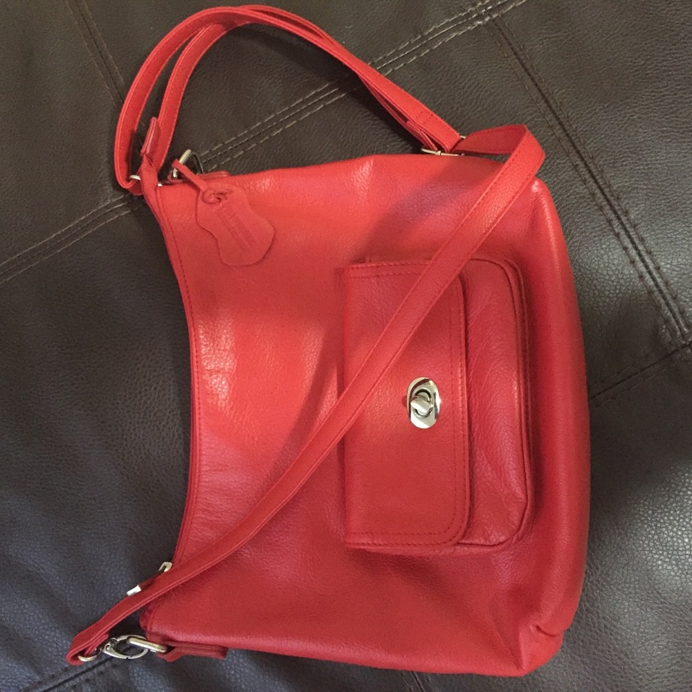 NWOT Cuir veritable genuine leather crossbody bag